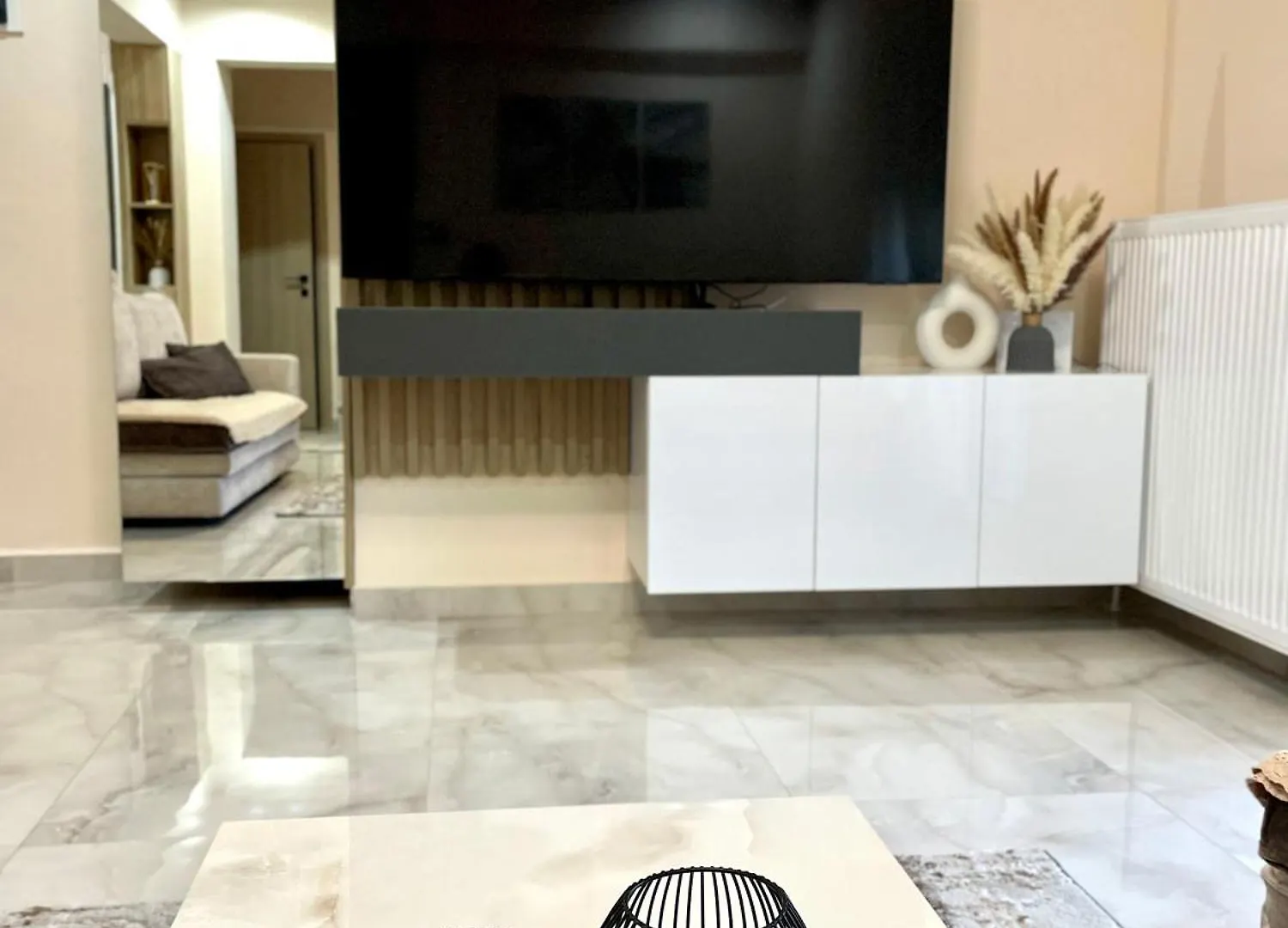 The Modern Apartment Салоники